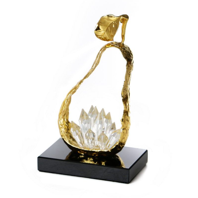 אגס זהב חלול עם קריסטלים זכוכית שקופה על בסיס בסיס מלבני שחור 8/12 ס"מ גובה 21.5 ס"מ