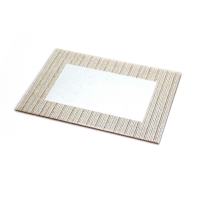 מגש מראה מלבני מבית Novell collection